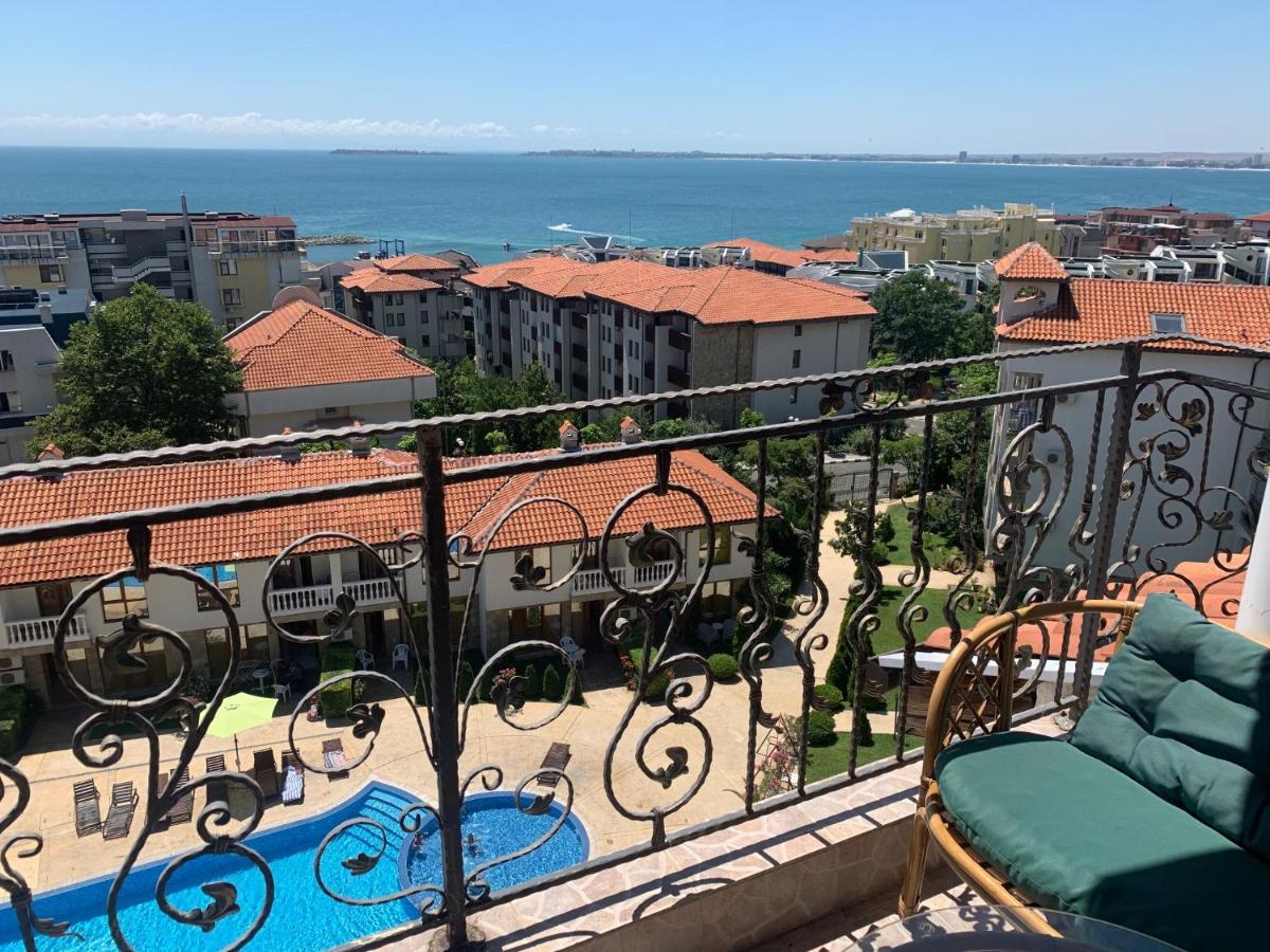 Triumph Holiday Village Sveti Vlas Exterior foto