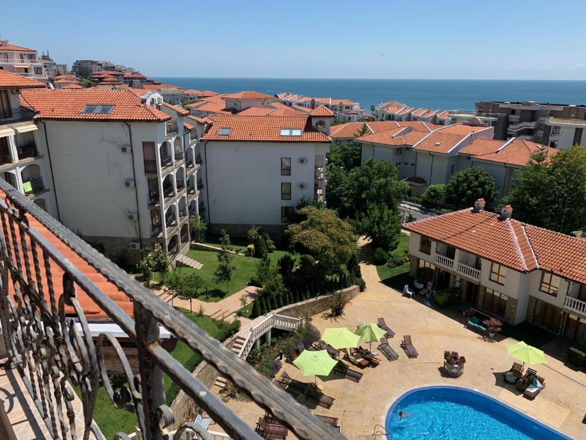 Triumph Holiday Village Sveti Vlas Exterior foto