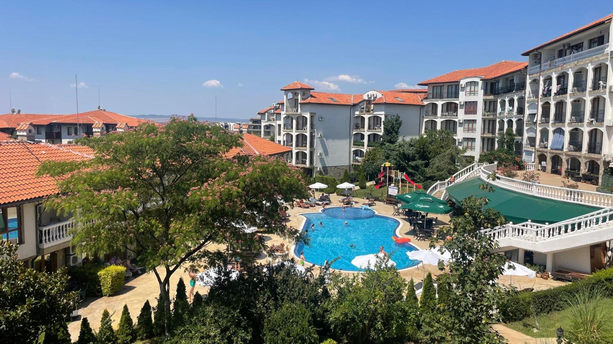 Triumph Holiday Village Sveti Vlas Exterior foto
